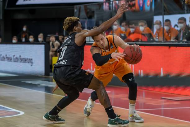 仅吸引了更 仅吸引了更